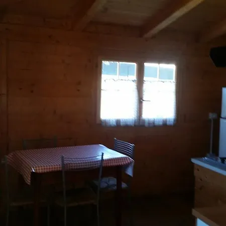 Edera Kamp alanı